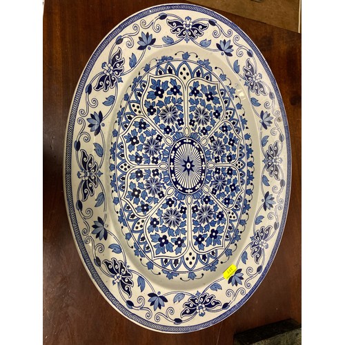 1189 - T B & S Indian Ornamental large blue and white meat plate and a large blue and white serving bow... 