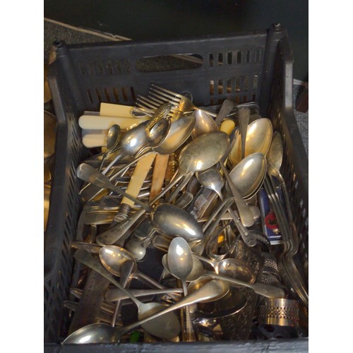 629 - Quantity of plated and stainless steel flatware in canteens and loose.