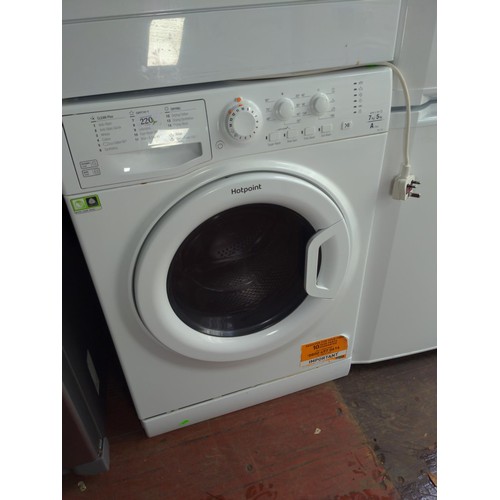 220 - Hotpoint 7kg/5kg Washer/Dryer FDL754