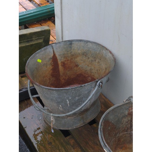 292 - Triple handled galvanised bucket H30 L43cm