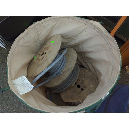 313 - 2 sacks of various electricians wire