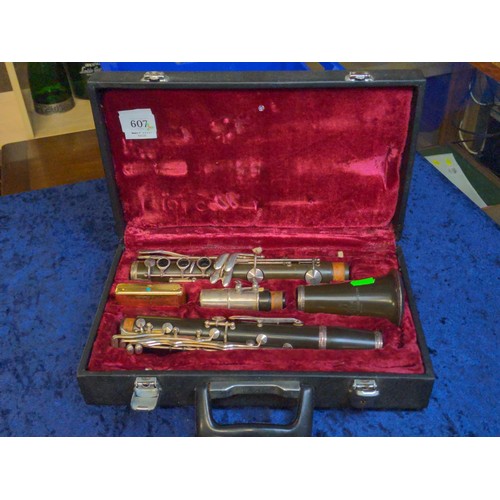 607 - Lark M4001 clarinet made in China in original hard case.