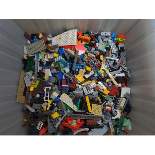 728 - Two plastic boxes with mixed size and style lego. 