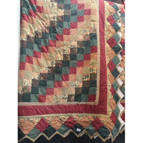 776 - Double + size patchwork quilt. (260 x 230 cm)