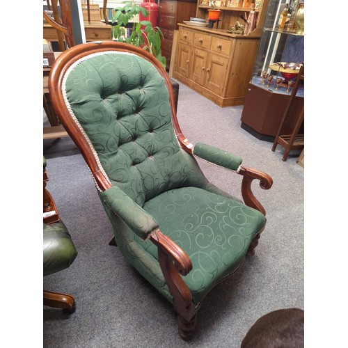 989 - Early C20 mahogany armchair