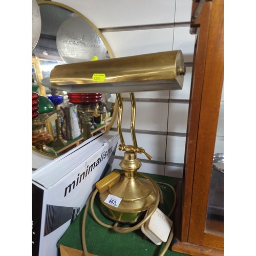 462 - Brass bankers style desk lamp with adjustable head. H33.5 cm