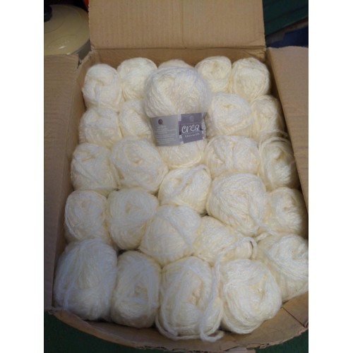 176 - 50x 25g Antique Ivory 25g yarns