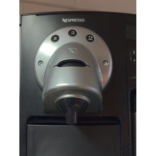 205 - Nespresso Gemini 220 pod coffee machine, frother appears not working