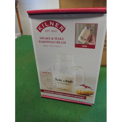 78 - 5x Kilner Shake 'n make jars