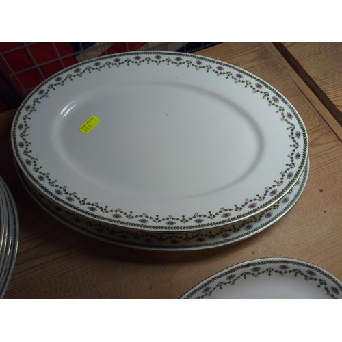 485 - Victoria Czeche Slovakia large dinner set with approx 55 pieces inc, dinner plates, breakfast plates... 