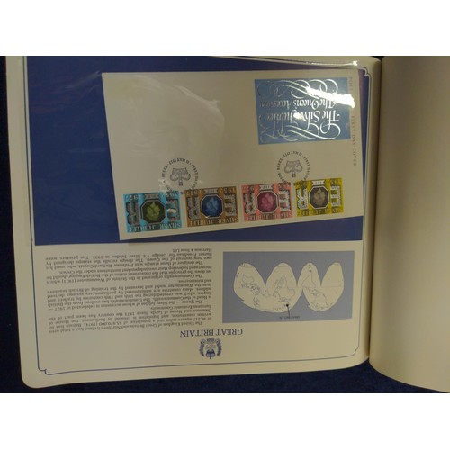 533 - Postal Heritage Society Queen Elizabeth II Silver Jubilee First Day Covers, ten History of the Monar... 