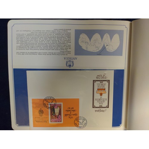 533 - Postal Heritage Society Queen Elizabeth II Silver Jubilee First Day Covers, ten History of the Monar... 