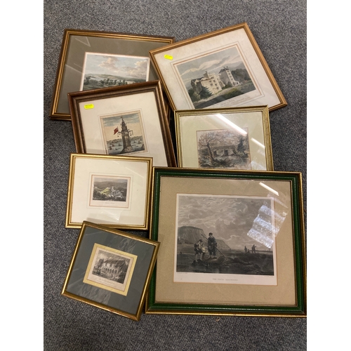 389 - Antiquarian framed prints x 16 and a few unframed.