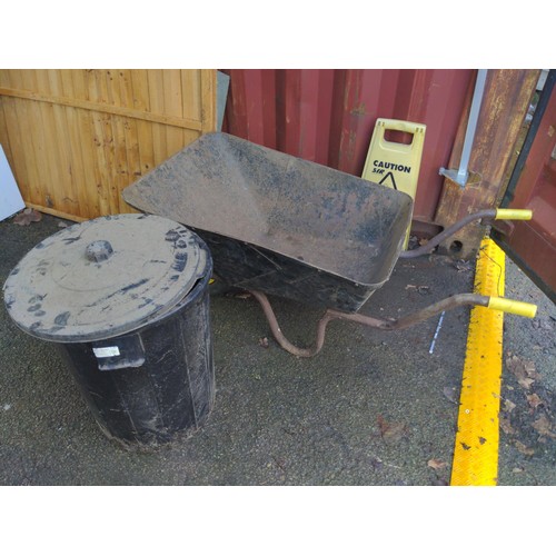 78 - Wheelbarrow & plastic bin with lid