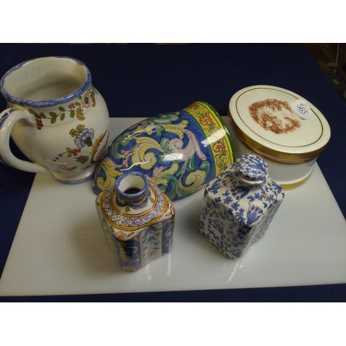 565 - Vista Alegre porcelain box, width 15cm, together with four pieces of Portuguese faience