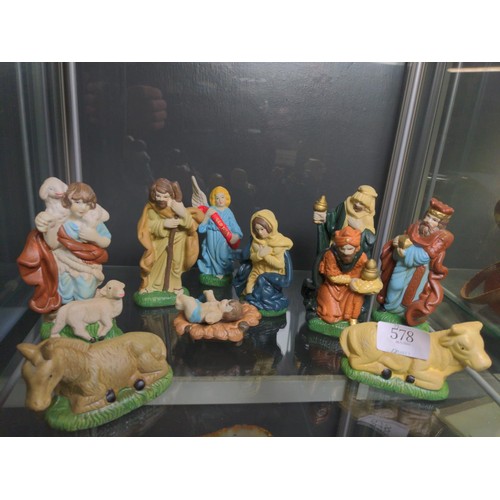 578 - Bisque nativity scene set