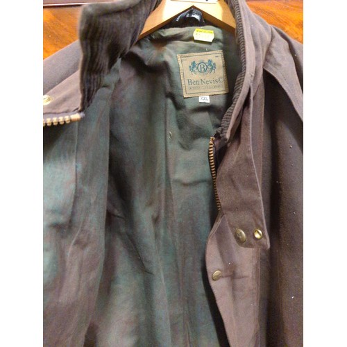 830 - Long wax overcoat, by Ben Nevis, XXL size, condition is good