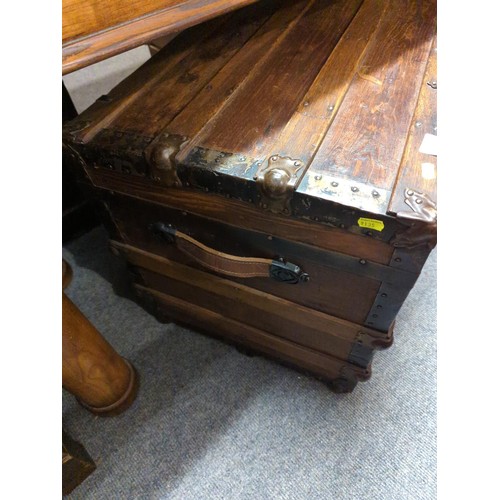 871 - Vintage oak trunk with metal and wood banding, metal corner protection and clasp. W77 D48 H52 cm