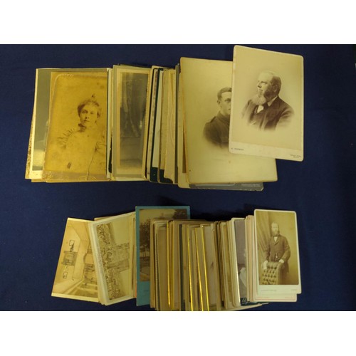 530 - A collection of mostly C19th cabinet cards, cartes de visite and other photographic portraits of men... 