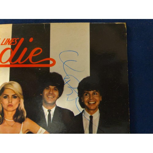 535 - Blondie, Parallel Lines, Vinyl LP album CDL 1192-B signed in biro to the front and back covers by al... 