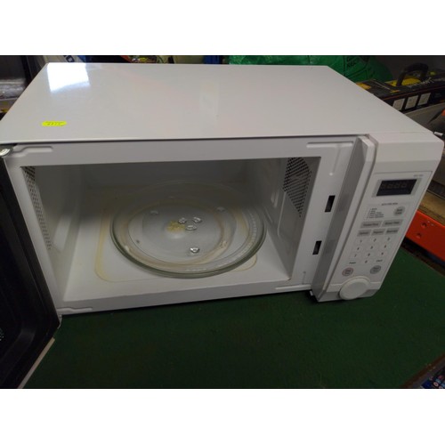 137 - Daewoo KOR-1N0A microwave