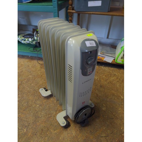 162 - Small lowry oil filled heater 