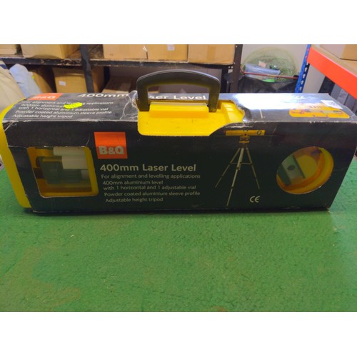 198 - B&Q 400mm laser level in case