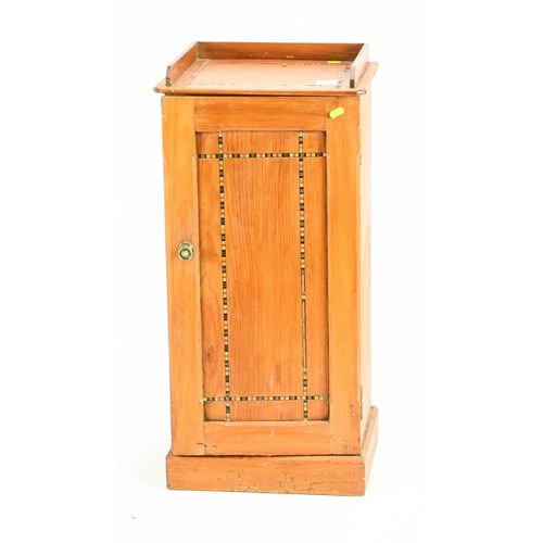 553 - Late Victorian pine pot cupboard, with crossbanded inlay. W38cm D34cm H80cm