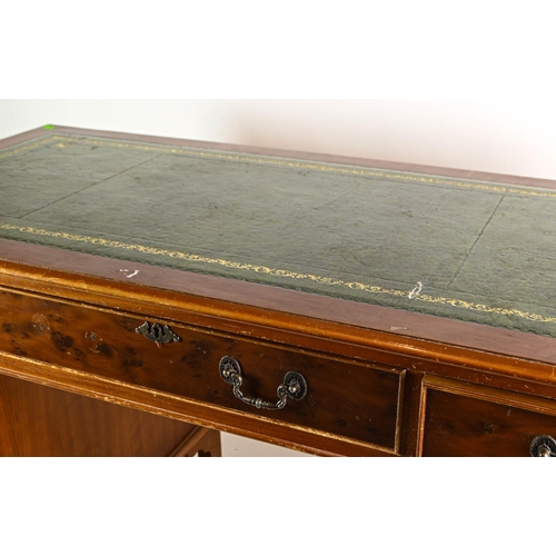 248 - Pedestal desk, with faux leather top. Project piece, various repairs needed. W137cm D70cm H77cm