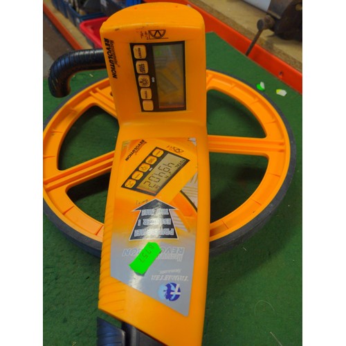 106 - Trumeter digital measuring wheel 