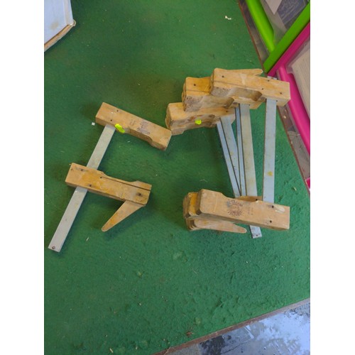 135 - Klemmsia Wooden clamps 