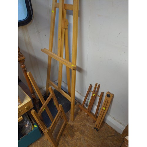 98 - 4 x wooden easels of different sizes Inc Newton & Windsor 'tallest 175cm'