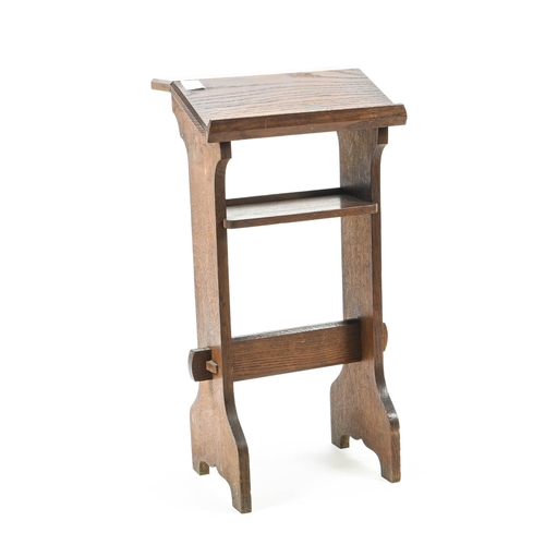 422 - Small oak lectern. W38cm D29cm H76cm