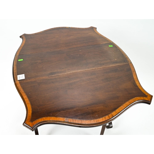 386 - Mahogany drop leaf occasional table with fretwork ends and lower gallery. Raised on castors. W86cm (... 