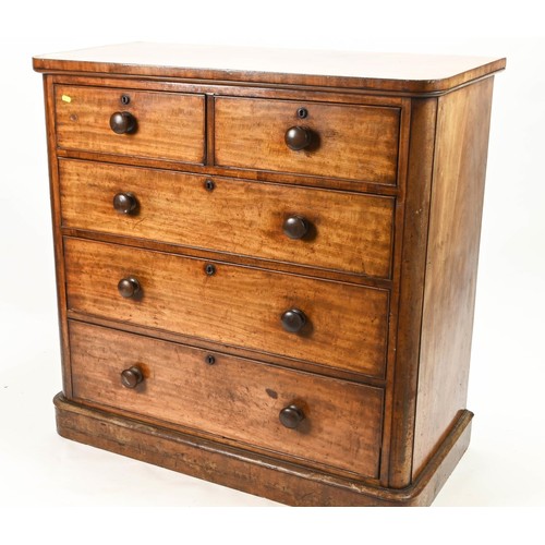 430 - Early c20 mahogany 2 over 3 chest of drawers. W107cm D55cm H105cm