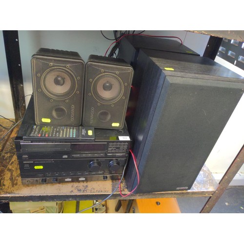 122 - Kenwood Amplifier A-82 & cd player DP-520 with two small speakers CM-5 and two larger speakers +... 