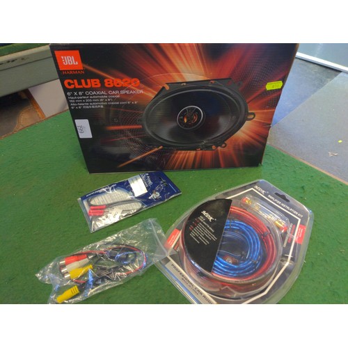 199 - Boxed JBL club 8620 speakers + Amplifier installation kit + small audio cables