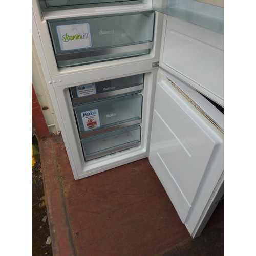 246 - Panasonic fridge freezer NR-BN34FX1 