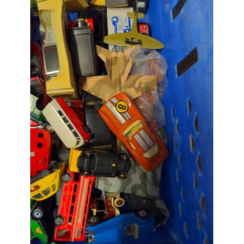 565 - Crate of mixed die cast toys, inc, boxed Corgi, Bburago etc.