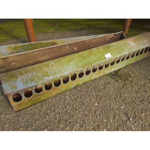 82 - 3 x Galvanised feeders 