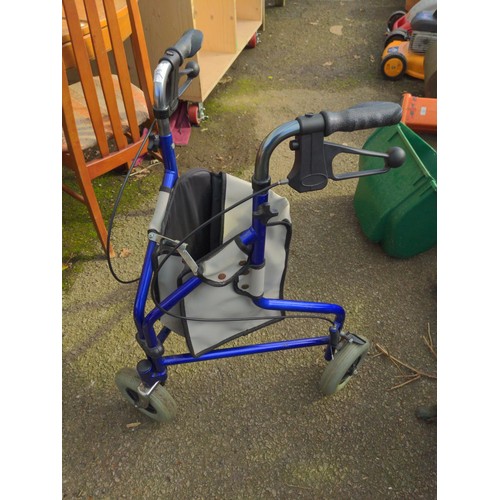 84 - Mobility walker 