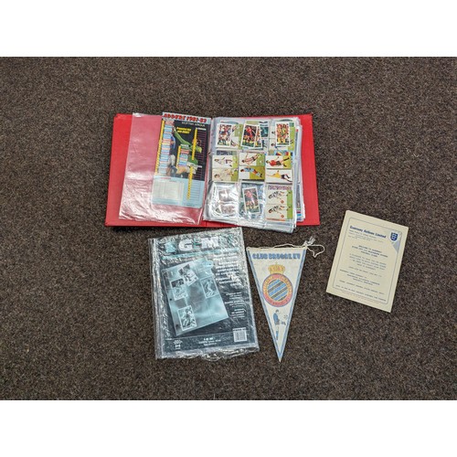 722 - Various vintage football ephemera inc. cards, programmes etc.