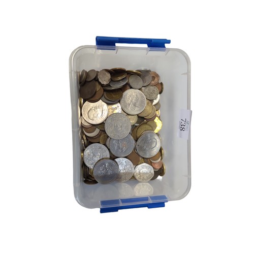 738 - Tub of mixed coins, including some commemorative, gross weight including tub 2.4kg