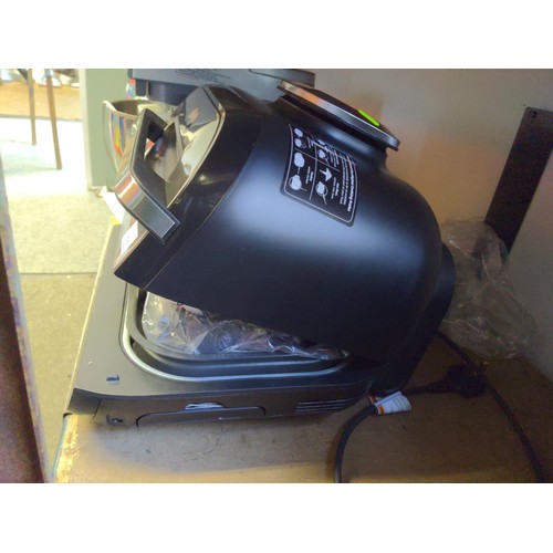 133 - Ninja foodi AG551UK max air fryer/grill. Brand new and unused.