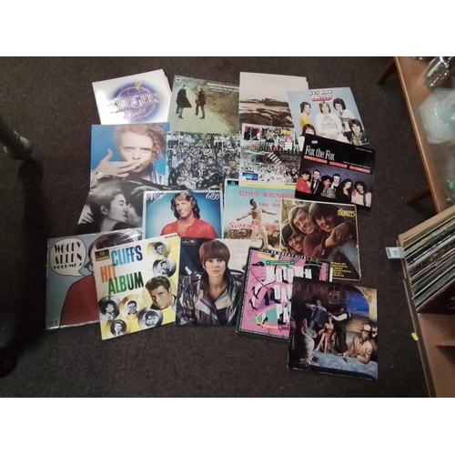 173 - Approximately 90 vinyl albums Inc, Simon & Garfunkel, Bee Gees, Bay City Rollers (signed), The M... 