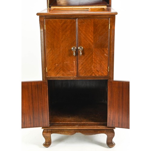 75 - Mahogany lift top unit with internal cutlery tray, deep drawer and lower cupboard. Keys present. W52... 