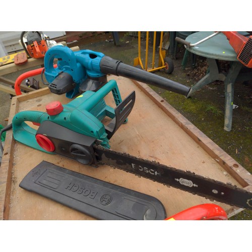 1106 - Bosch chainsaw and katsu blower 