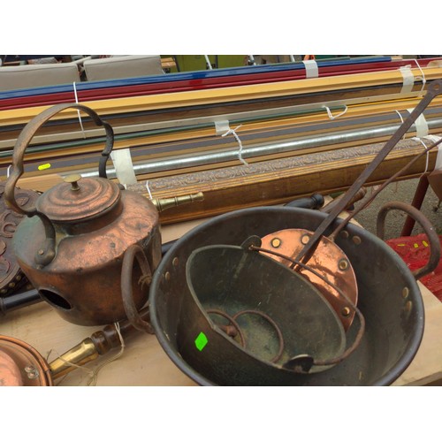 1147 - Copper and brass items Inc, kettle, handled pot, bed warmers Etc.