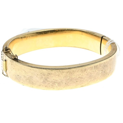 408A - Brushed gold plated hinged bracelet, inner width 60mm