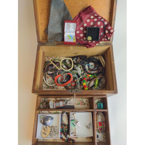 340 - Large lockable trinket box with contents Inc, costume jewellery, watches etc...